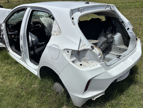 Repuestos de Chevrolet Onix por PARTES / REPUESTOS